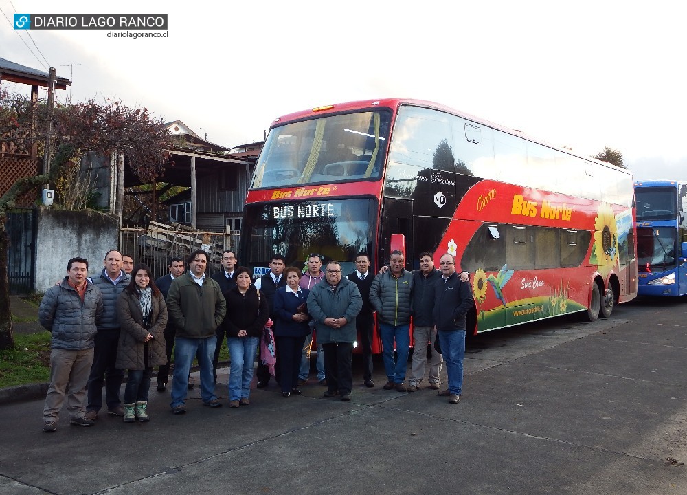 Bus Norte inauguró itinerario directo entre Lago Ranco y Santiago