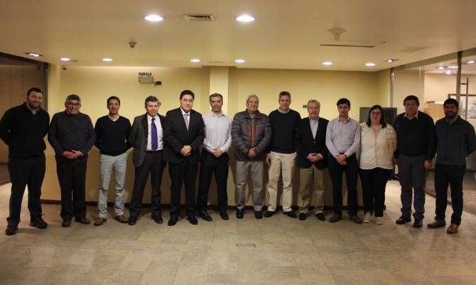 Directivos de Fenacopel se reunieron con el director regional Sec de Los Ríos y Los Lagos