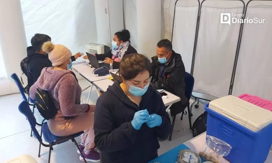 Anuncian cierre temporal de punto de vacunación ubicado en el Hospital Base Valdivia 