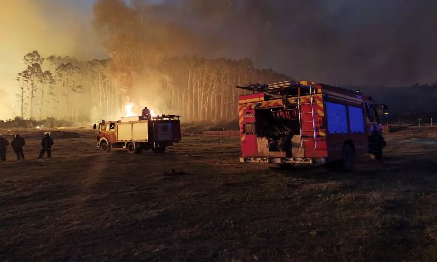 Paillaco inicia campaña para apoyar a bomberos y brigadistas que combaten incendio forestal