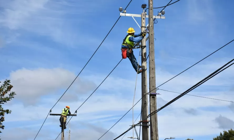Corte de energía por mejoramiento en redes de distribución en Isla Teja Sur