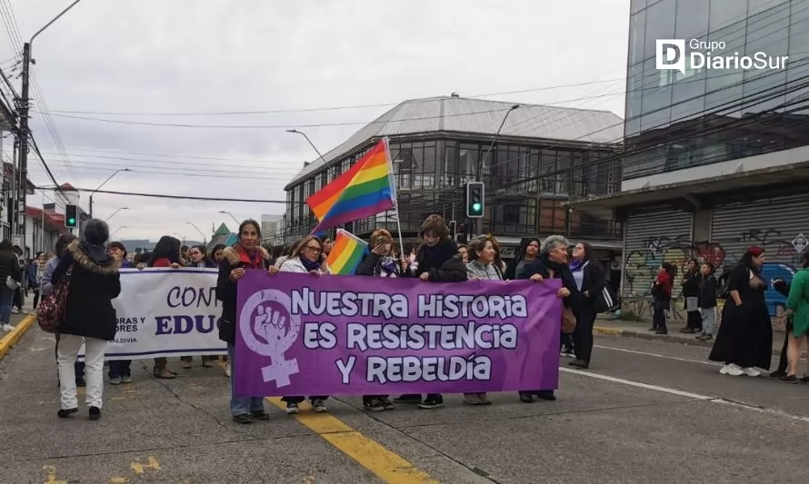Marcha por el Día de la Mujer convoca a unas dos mil personas