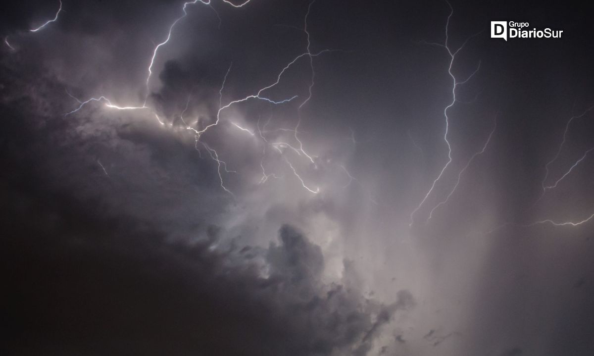 Actualizan Alerta Temprana Preventiva para Los Ríos por tormentas eléctricas