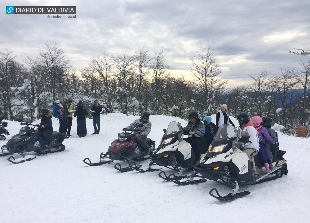 Huilo Huilo inauguró temporada de nieve con actividades para toda la familia