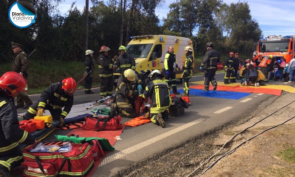 Ruta Niebla-Valdivia: Colisión múltiple dejó al menos 8 lesionados