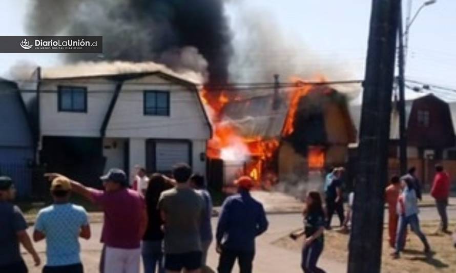 Incendio afecta a vivienda de La Unión 