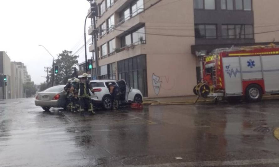 Se reporta colisión vehicular en pleno centro de Valdivia