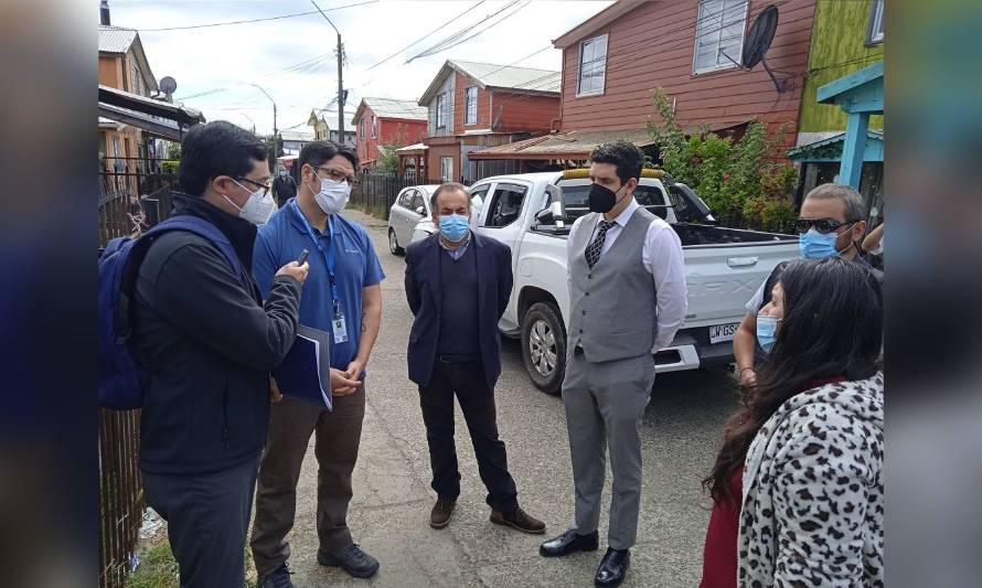 Tribunal Ambiental de Valdivia inspeccionó vivienda por demanda contra el Serviu Los Ríos
