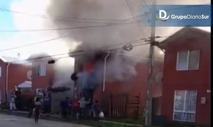 Valdivia: incendio afectó a dos casas en el sector Circunvalación