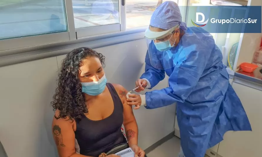 Punto de vacunación contra covid-19 en Valdivia no funcionará este viernes