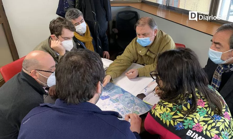 Autoridades actualizan gestiones del proyecto futuro hospital de Mariquina