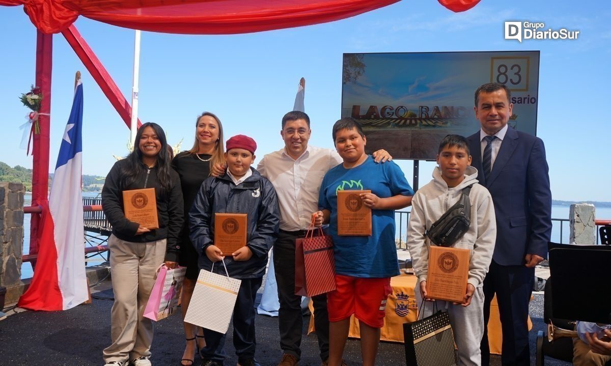 Niñas y niños fueron protagonistas del aniversario 83 de Lago Ranco