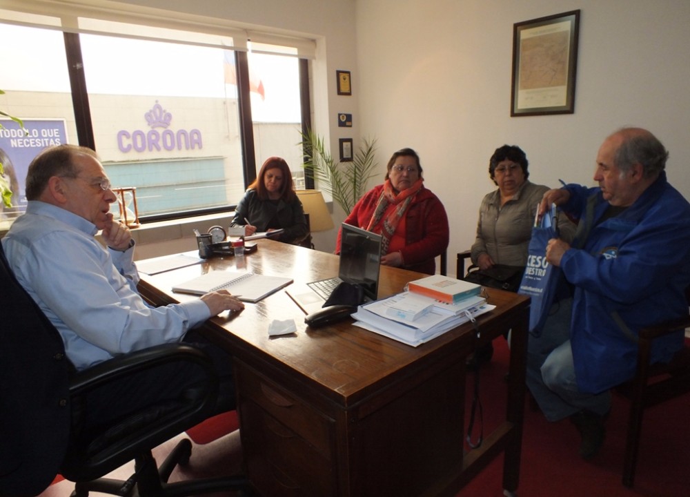 Dirigentes piden no seguir demorando feria central para Valdivia